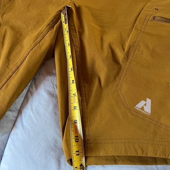 NWT Eddie Bauer Men's Guide Pro Shorts, Size 32 - Picture 4 of 10